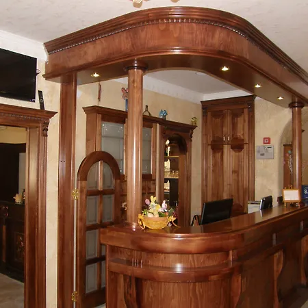 Schubert Hotel 4*