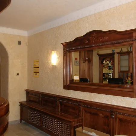 Schubert Hotel