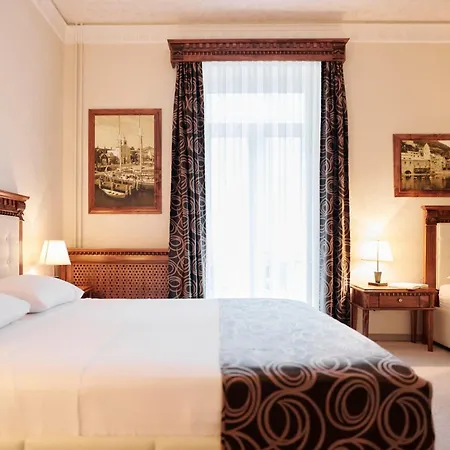 Schubert Szálloda 4*