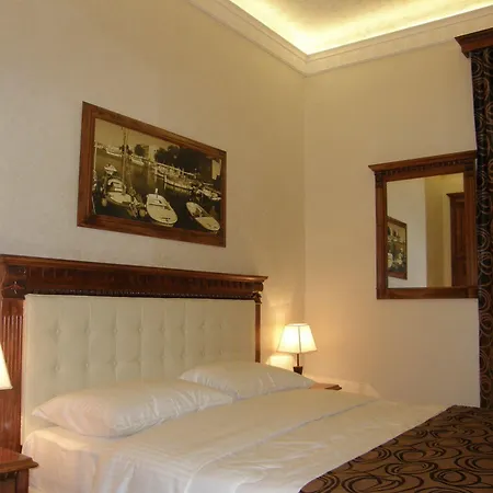 Schubert Szálloda 4*
